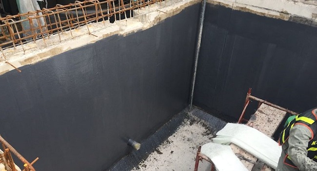 Chống thấm bể nước ngầm bằng keo chống thấm